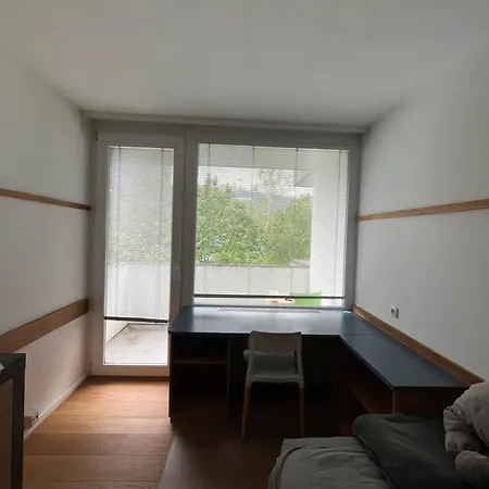 Einzelzimmer In Studentenheim Apartament
