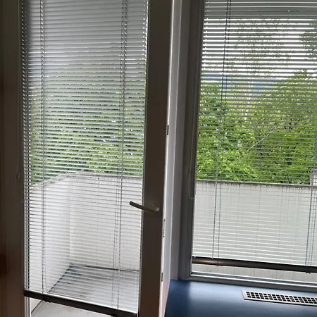 Einzelzimmer In Studentenheim * Salzburg