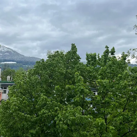 Apartment Einzelzimmer In Studentenheim *